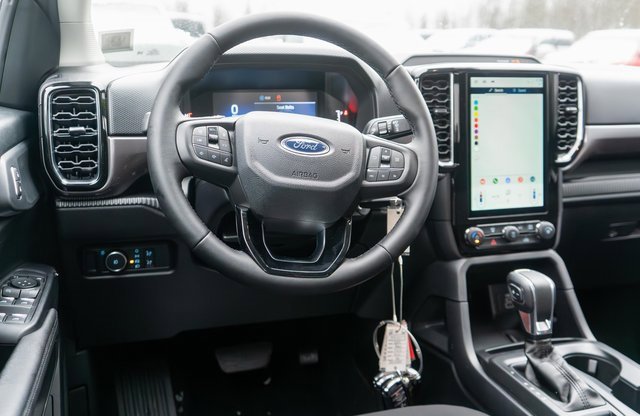 New 2025 Ford Ranger XLT image 10