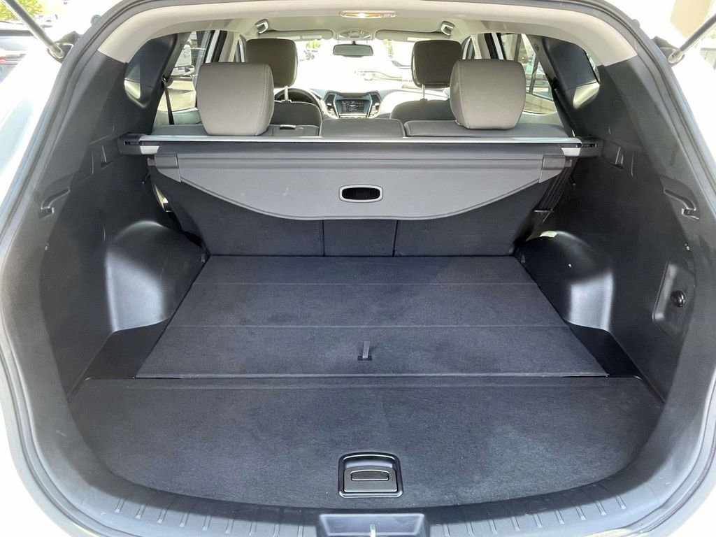 Used 2017 Hyundai Santa Fe Sport w/ 2.4L Value Package 06 FWD image 11