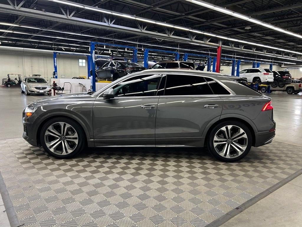 Used 2022 Audi Q8 Prestige AWD/4WD image 4