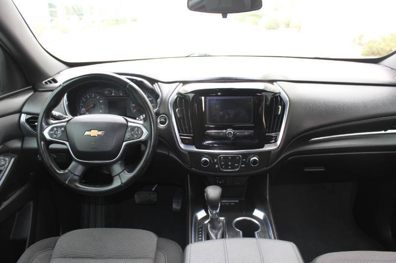 Used 2023 Chevrolet Traverse LT FWD image 18