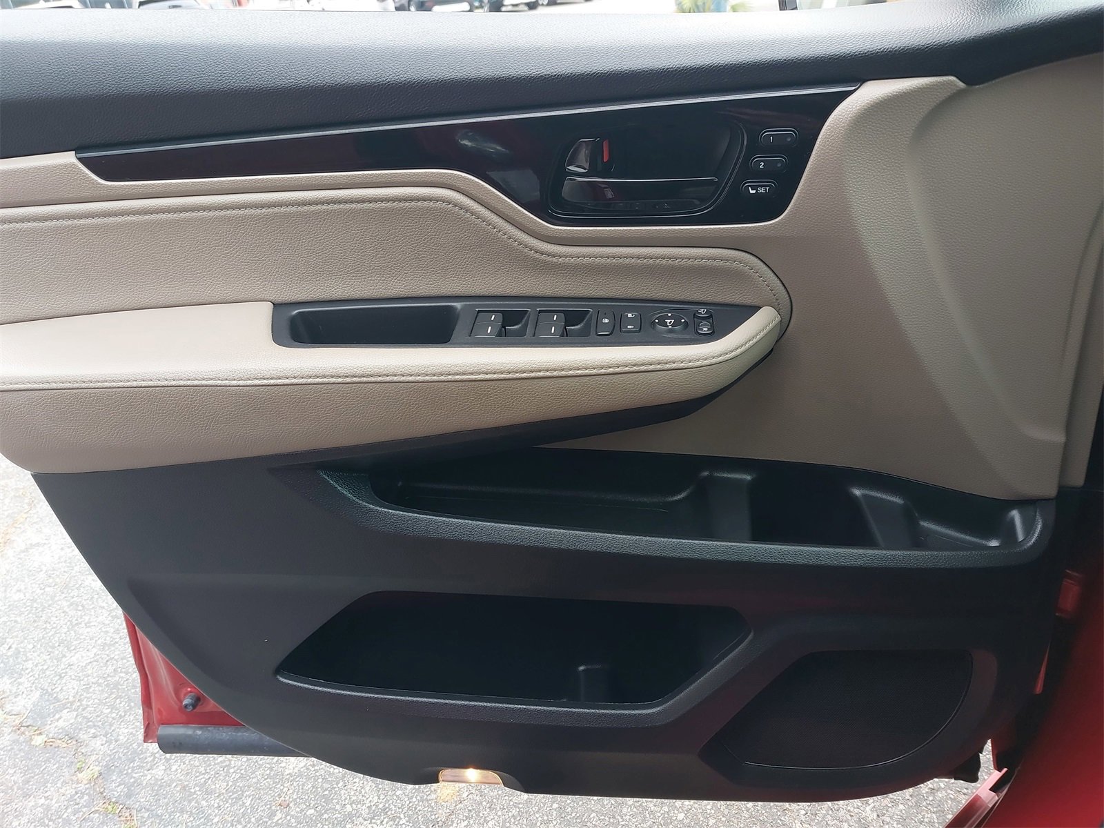 Used 2023 Honda Odyssey Elite image 30