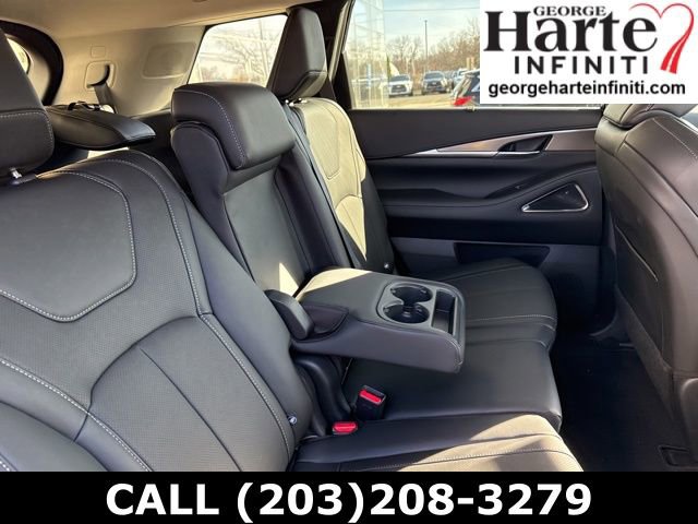 New 2026 INFINITI QX60 Luxe image 14