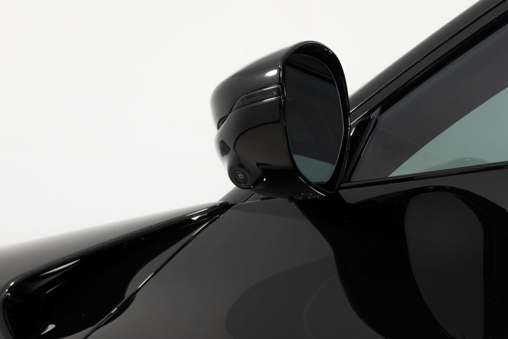 Used 2024 Ferrari Purosangue image 17