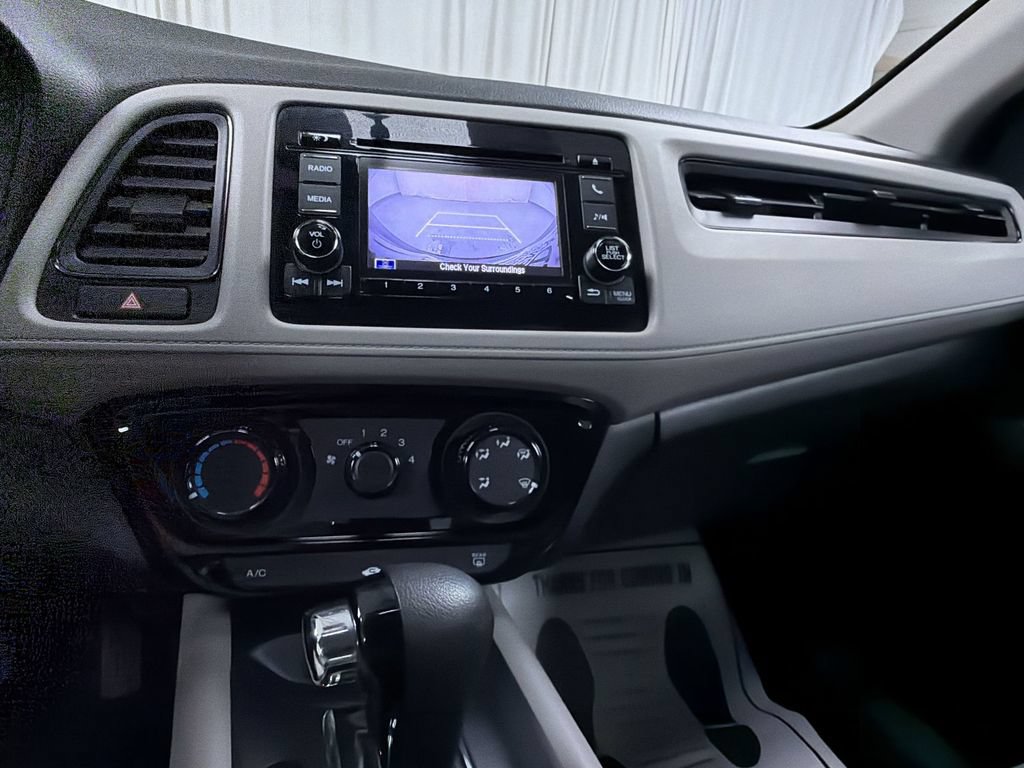 Used 2021 Honda HR-V LX image 21