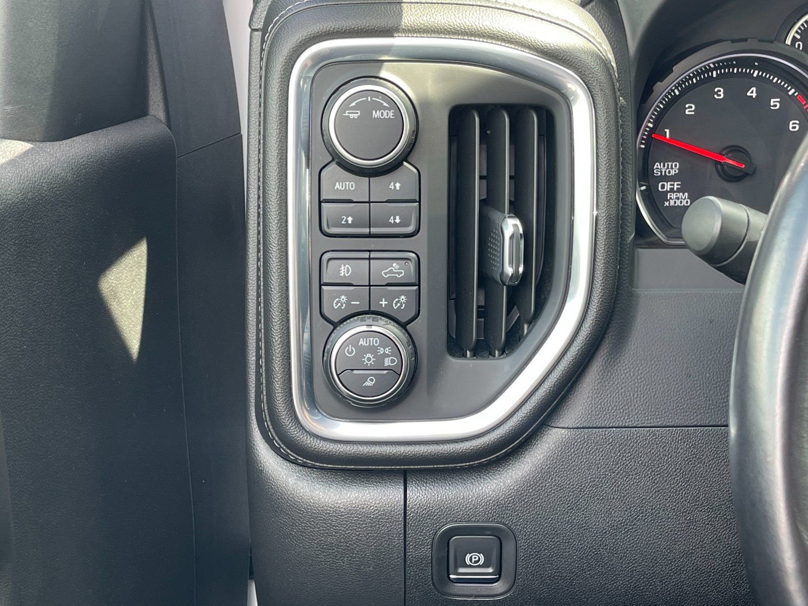 Used 2021 Chevrolet Silverado 1500 RST w/ True North Edition Plus image 29