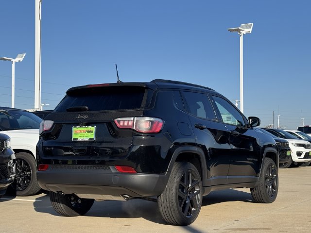 New 2026 Jeep Compass Limited AWD/4WD image 4