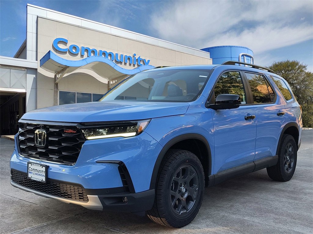 New 2025 Honda Pilot TrailSport