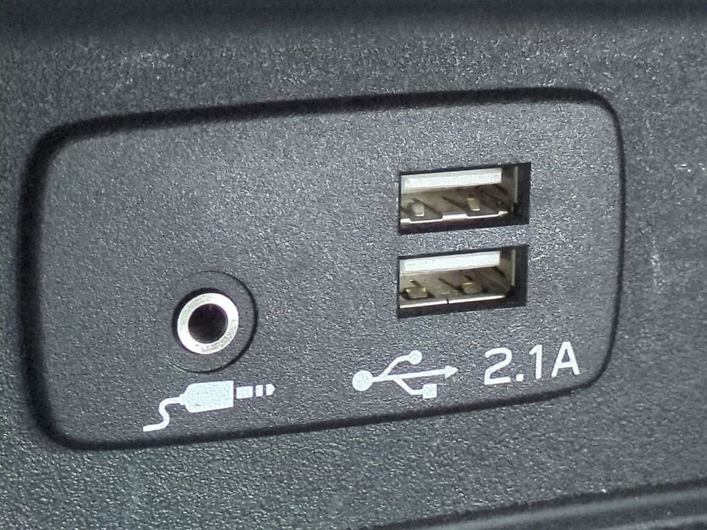 Used 2019 Subaru Forester Limited w/ Popular Package #3 image 23