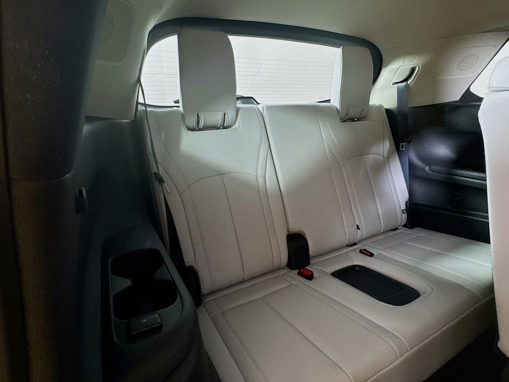 Certified 2026 INFINITI QX60 Luxe w/ Cargo Package FWD image 36