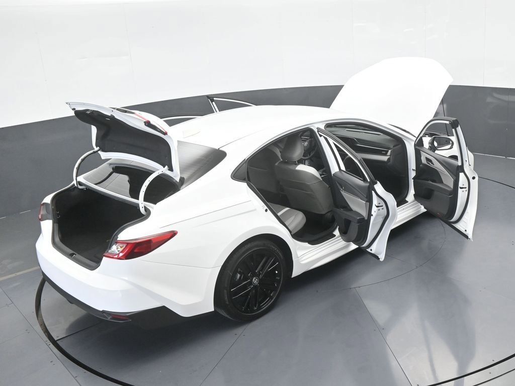 Used 2026 Toyota Camry SE w/ Convenience Package image 75