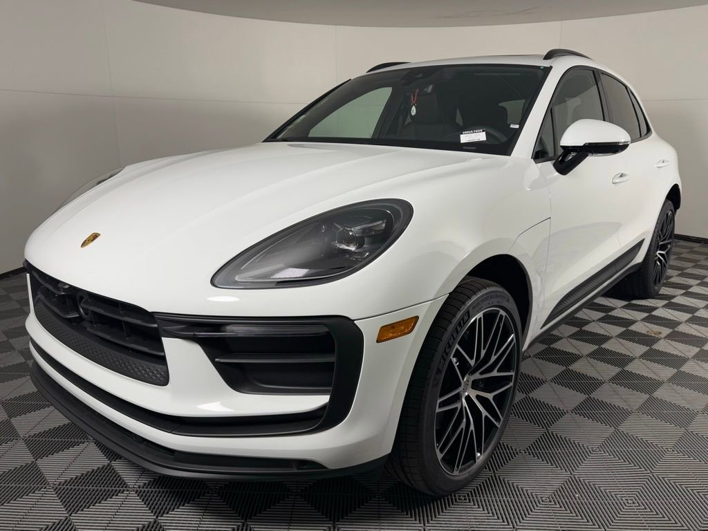 New 2026 Porsche Macan image 1