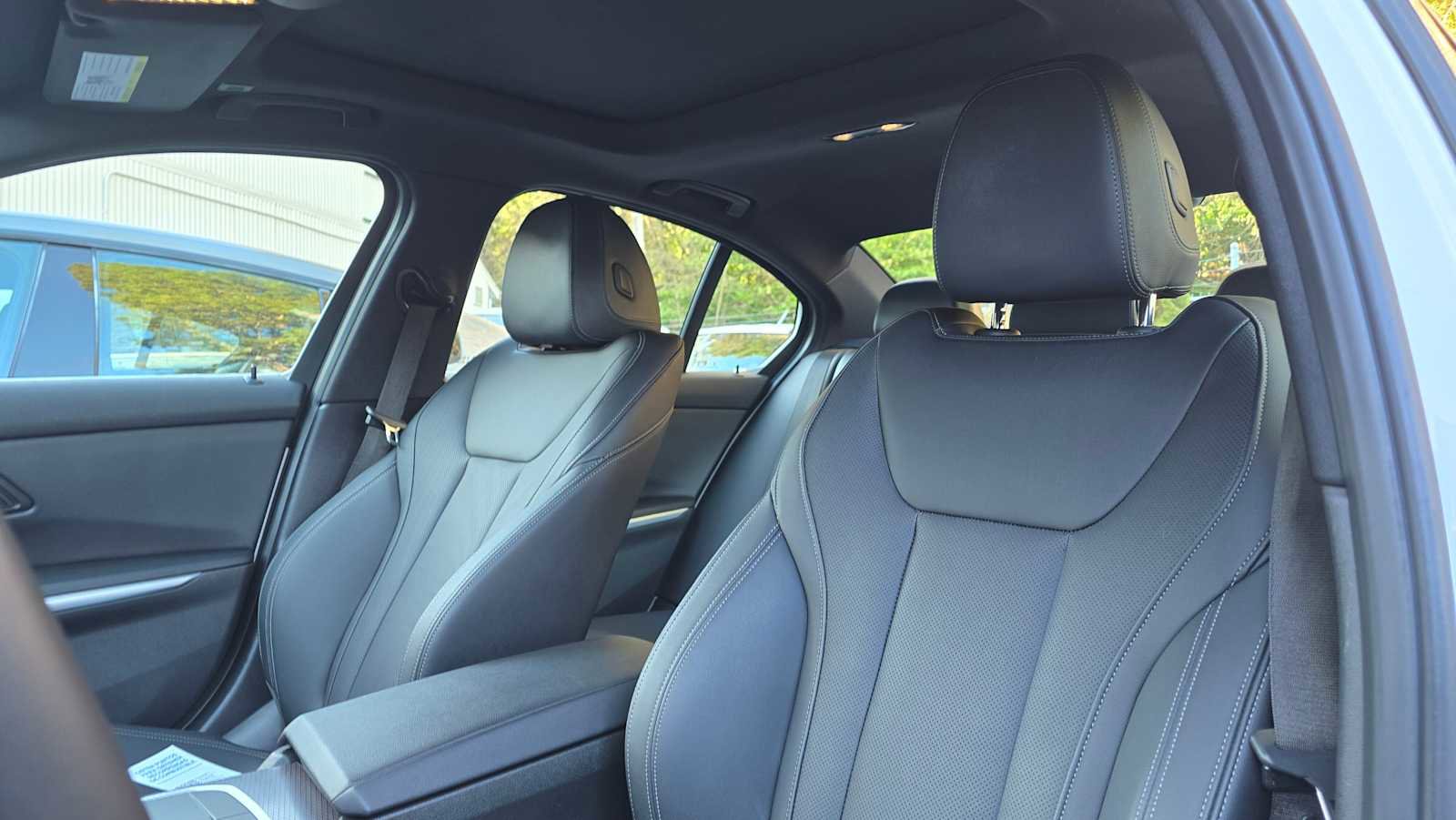 Used 2025 BMW 330i xDrive Sedan w/ M Sport Package image 21