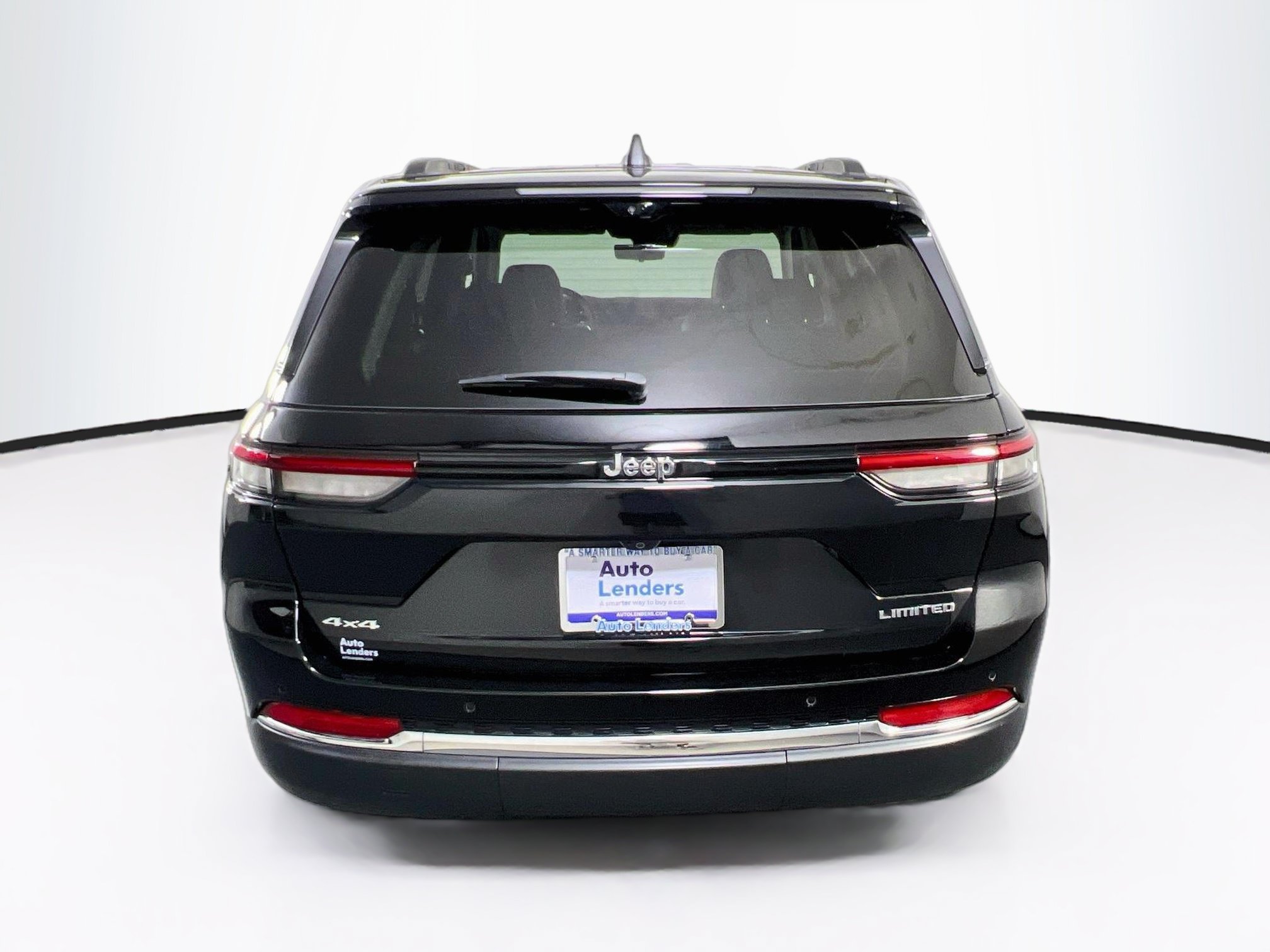 Used 2023 Jeep Grand Cherokee Limited w/ Luxury Tech Group II AWD/4WD image 6