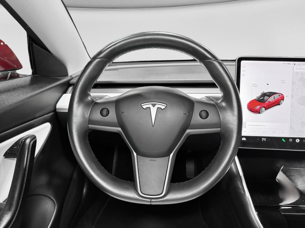 Used 2018 Tesla Model 3 Long Range image 7