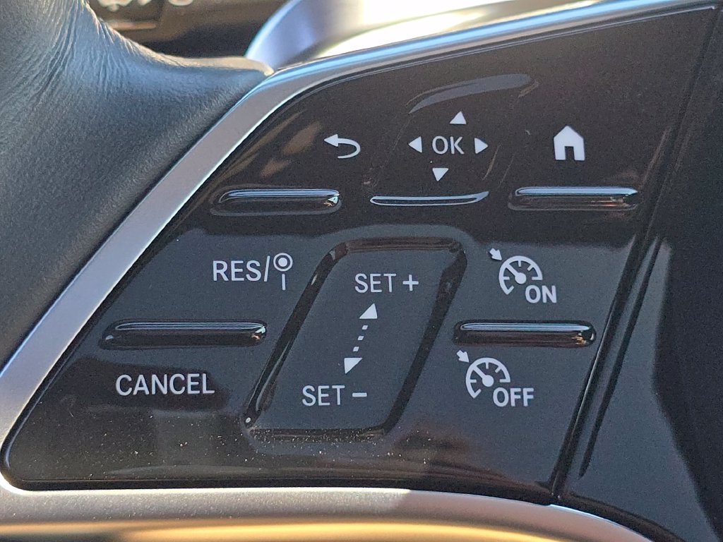Used 2024 Mercedes-Benz GLE 350 4MATIC image 35