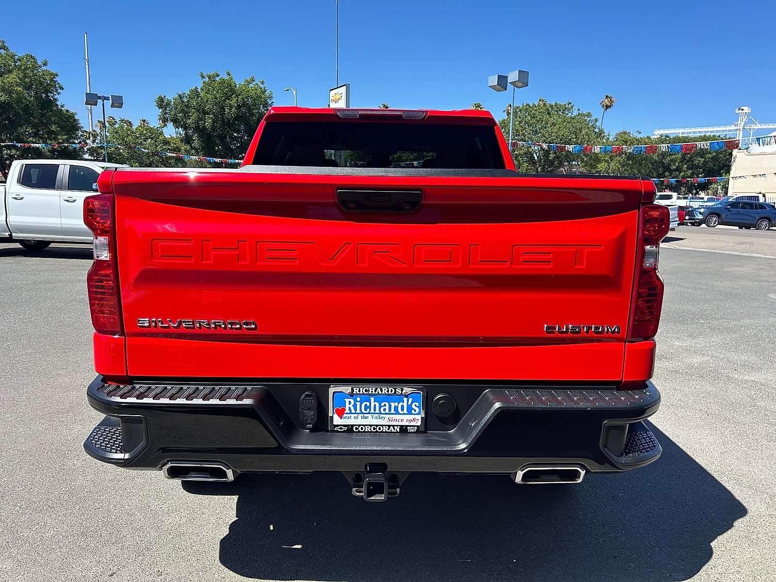Used 2025 Chevrolet Silverado 1500 Custom Trail Boss AWD/4WD image 4