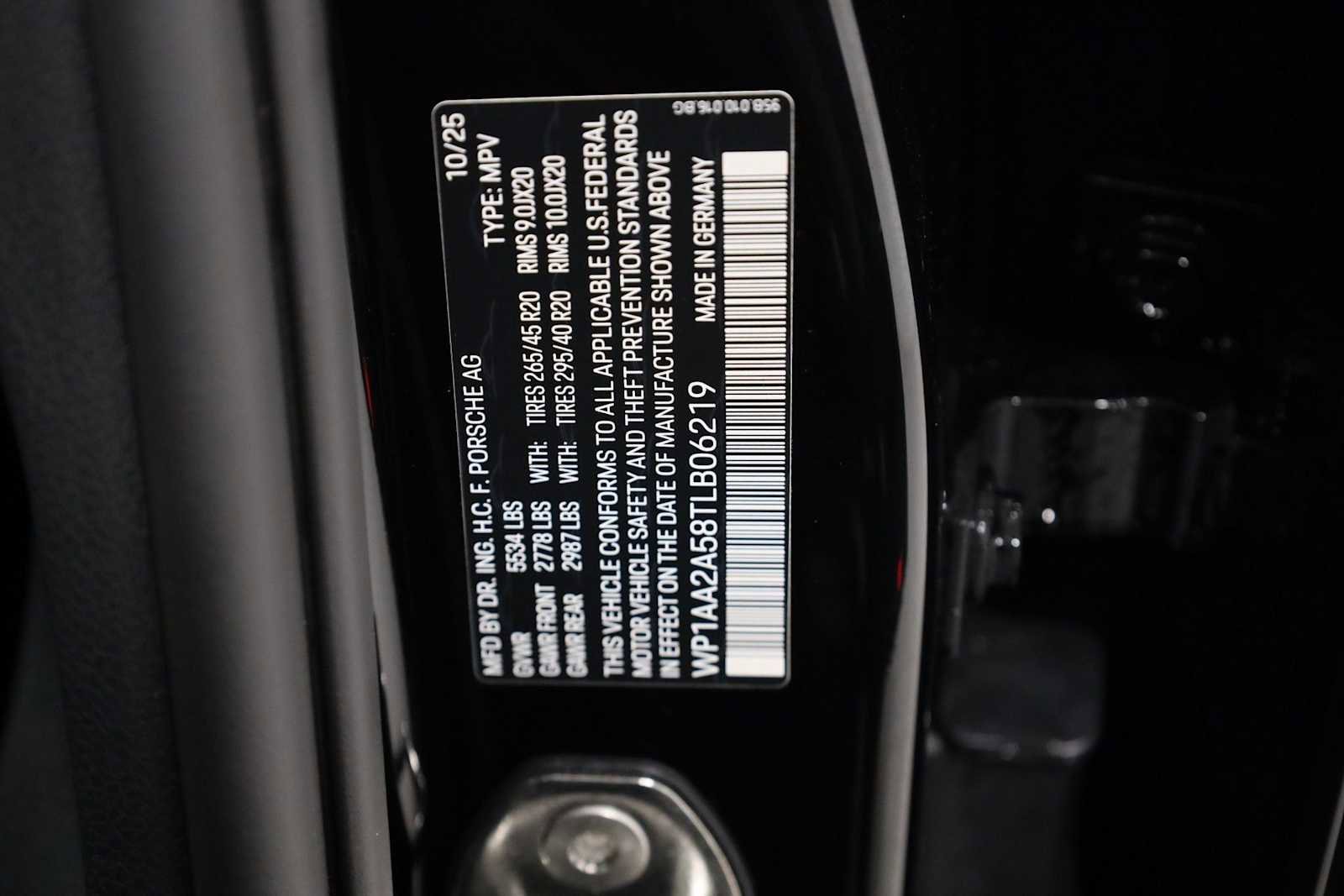 New 2026 Porsche Macan image 44