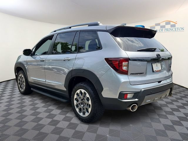 Certified 2024 Honda Passport TrailSport image 4