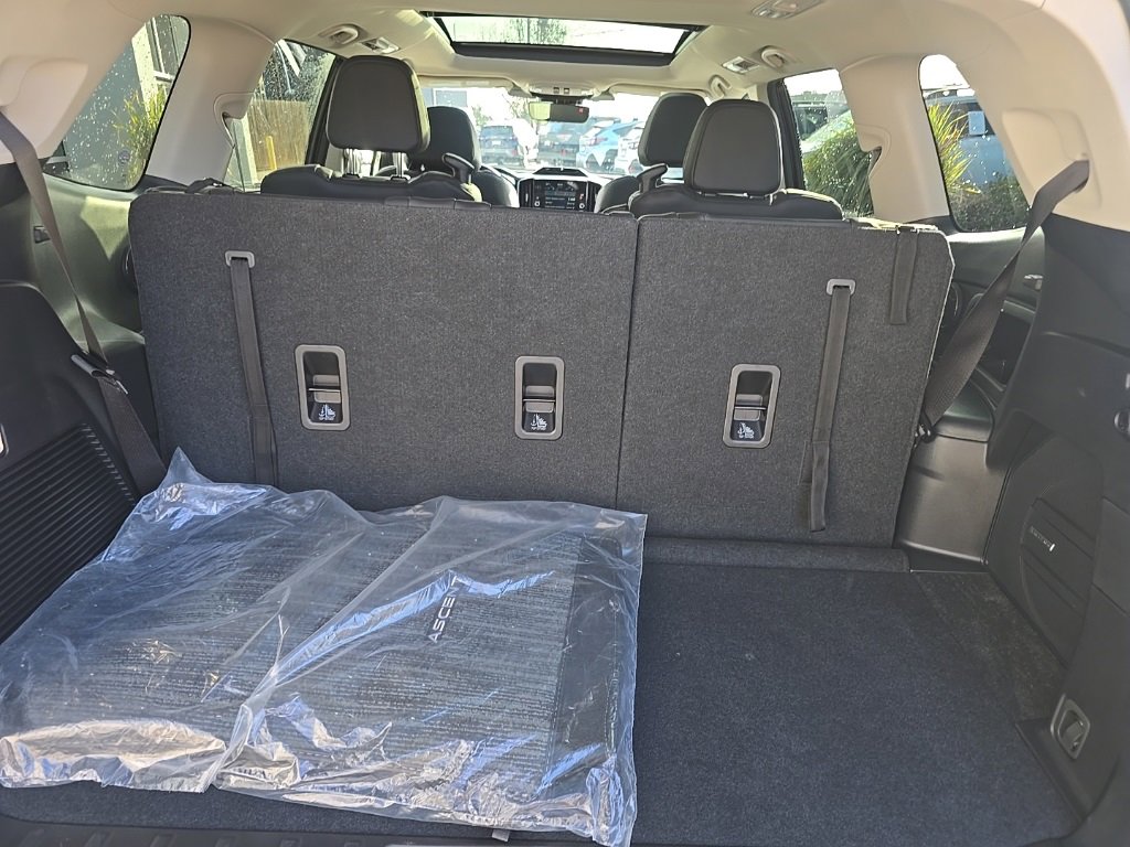 Certified 2025 Subaru Ascent Limited image 35