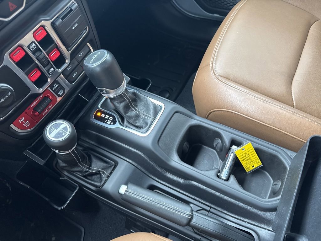 Used 2023 Jeep Gladiator Rubicon w/ Cold Weather Group image 27