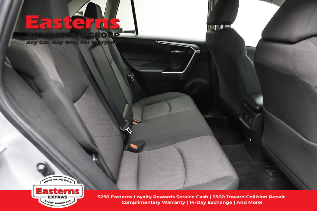 Used 2024 Toyota RAV4 XLE AWD/4WD image 23