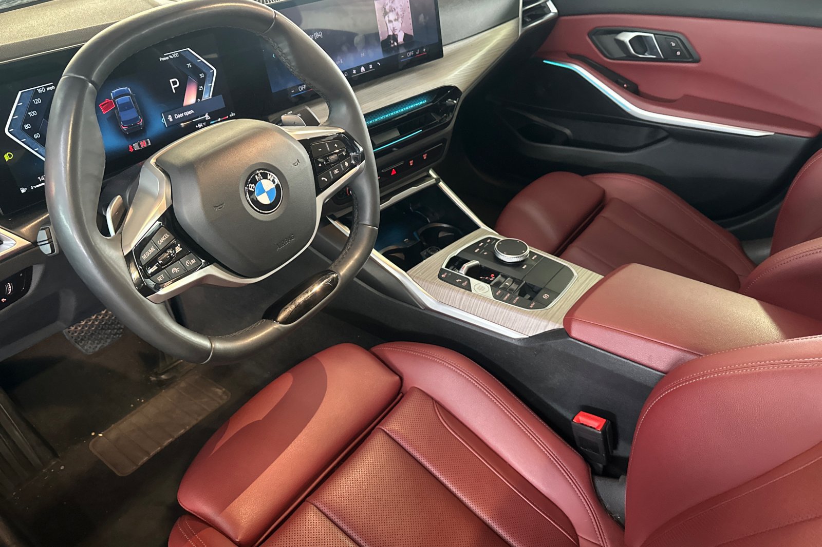 Used 2025 BMW 330i Sedan RWD image 4