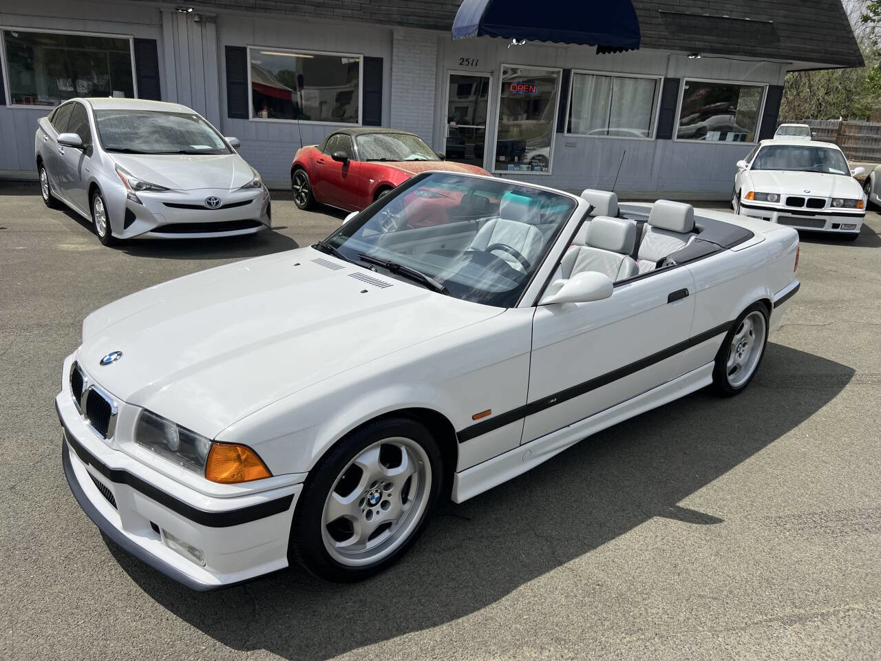 Used 1998 BMW M3 Convertible image 24