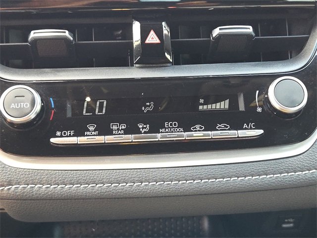 Used 2023 Toyota Corolla SE image 21