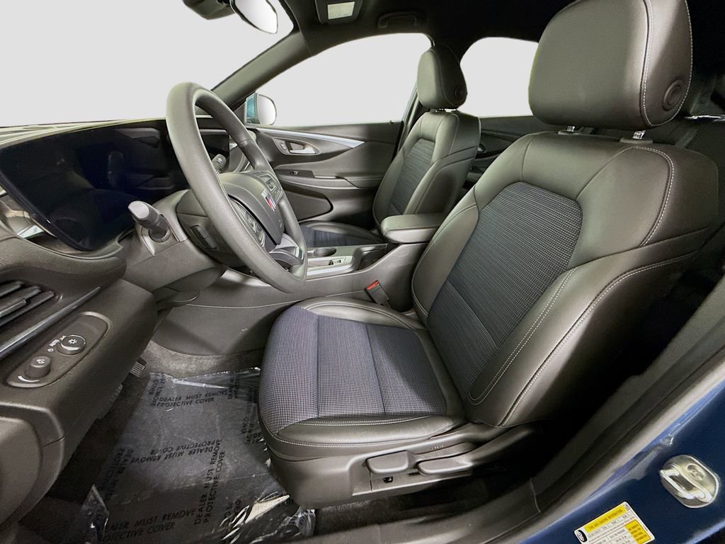 Used 2024 Buick Envista Preferred w/ Convenience II Package image 19