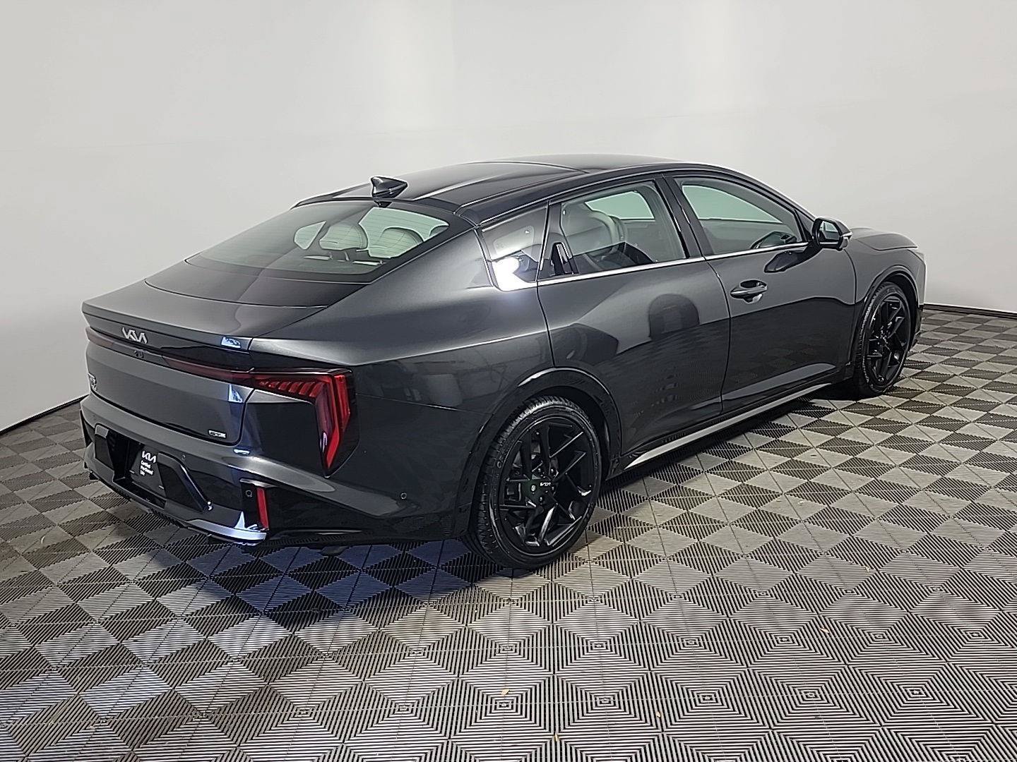 Certified 2025 Kia K4 GT-Line Turbo FWD image 4
