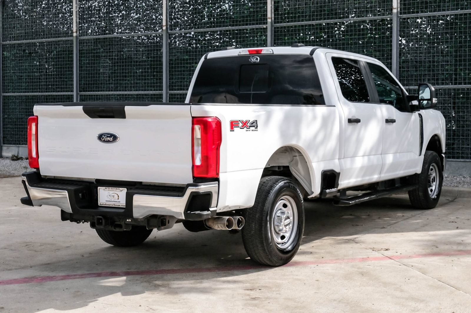 Used 2024 Ford F250 XL w/ XL Driver Assist Package AWD/4WD image 7