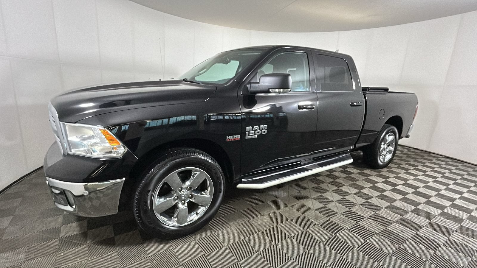 Used 2019 RAM 1500 Big Horn AWD/4WD image 8