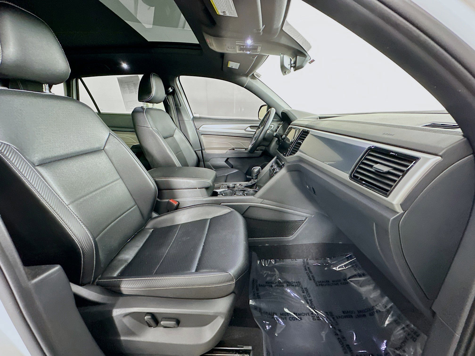 Used 2021 Volkswagen Atlas Cross Sport SEL w/ Cross Sport MDO Package image 32