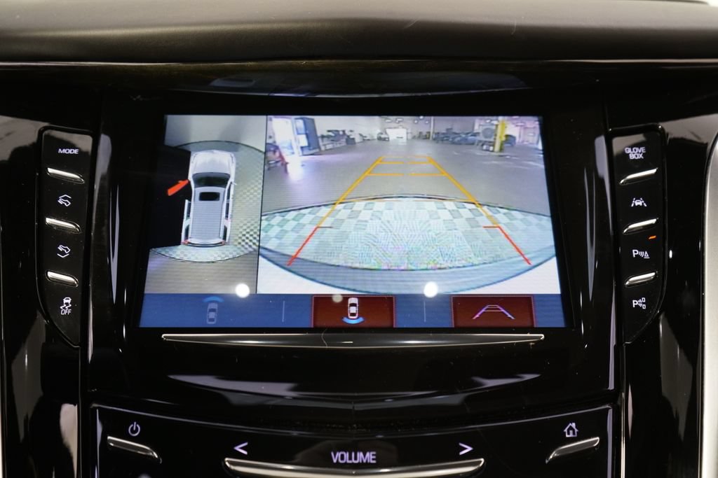 Used 2020 Cadillac Escalade Platinum AWD/4WD image 30