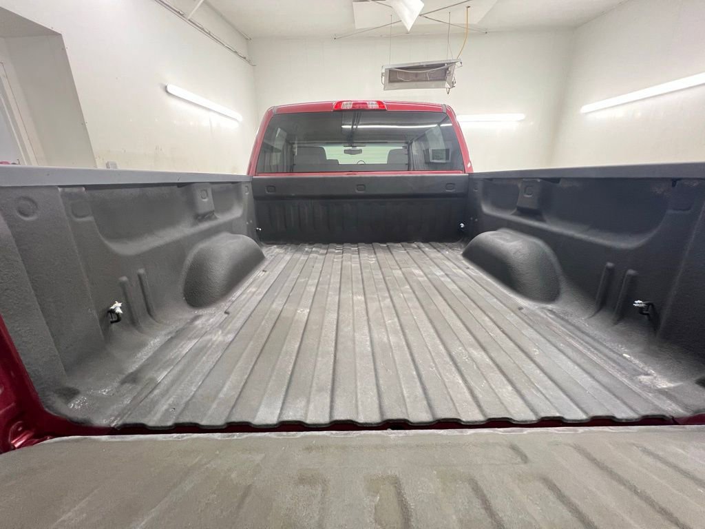 Used 2018 Chevrolet Silverado 1500 LT w/ Texas Edition image 9