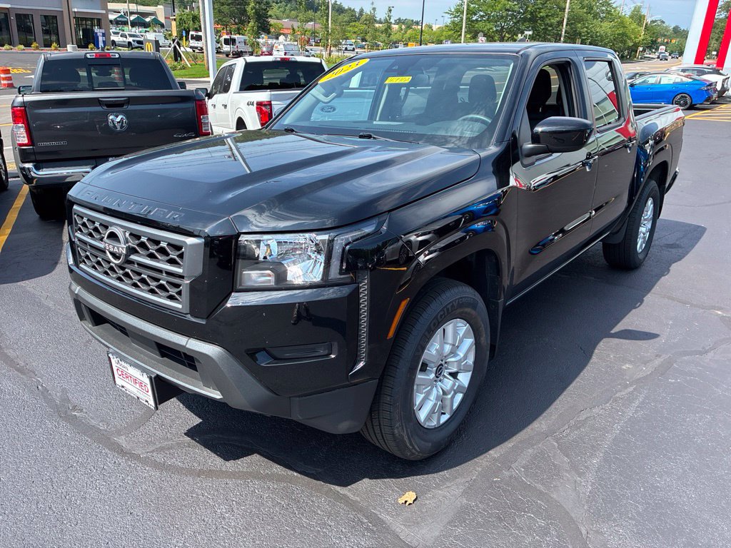 Certified 2023 Nissan Frontier SV w/ Tow Package AWD/4WD image 3