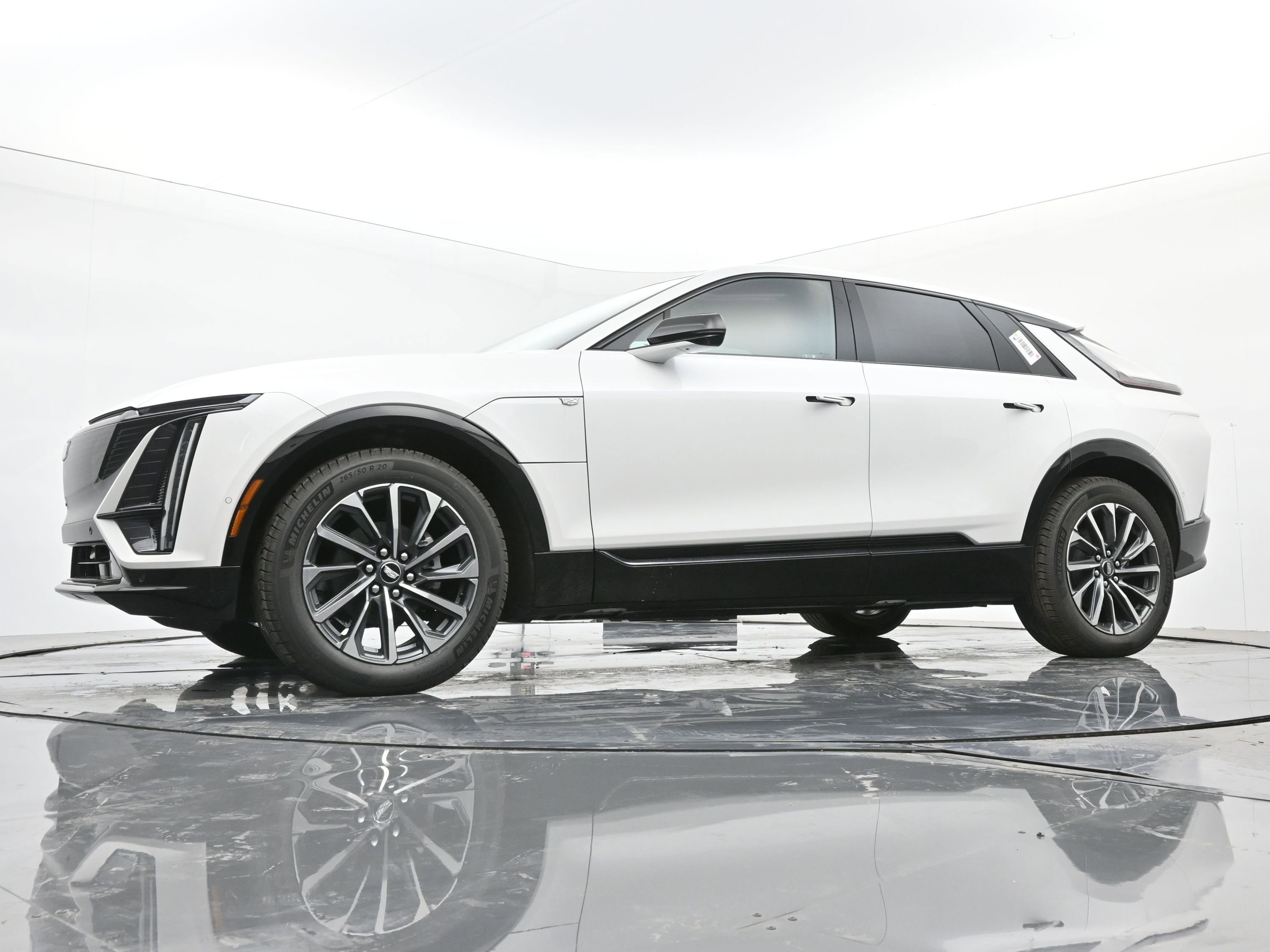 New 2025 Cadillac Lyriq Sport image 16