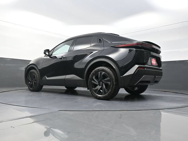 New 2026 Toyota C-HR AWD/4WD image 32