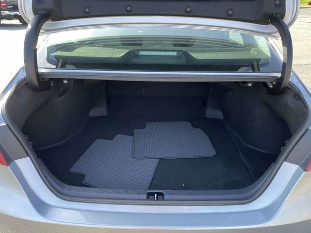 Used 2024 Toyota Camry SE w/ Convenience Package image 12