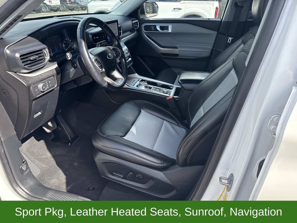 Used 2022 Ford Explorer XLT w/ Equipment Group 202A AWD/4WD image 19