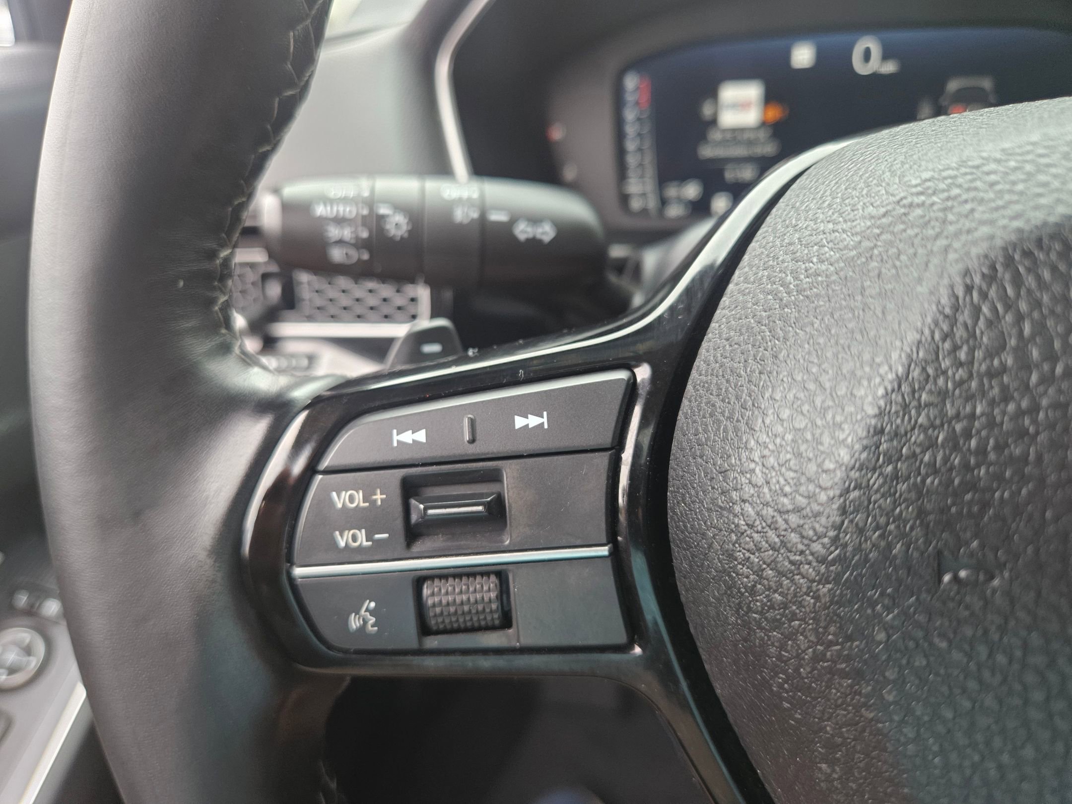 Certified 2024 Honda Civic Touring image 24