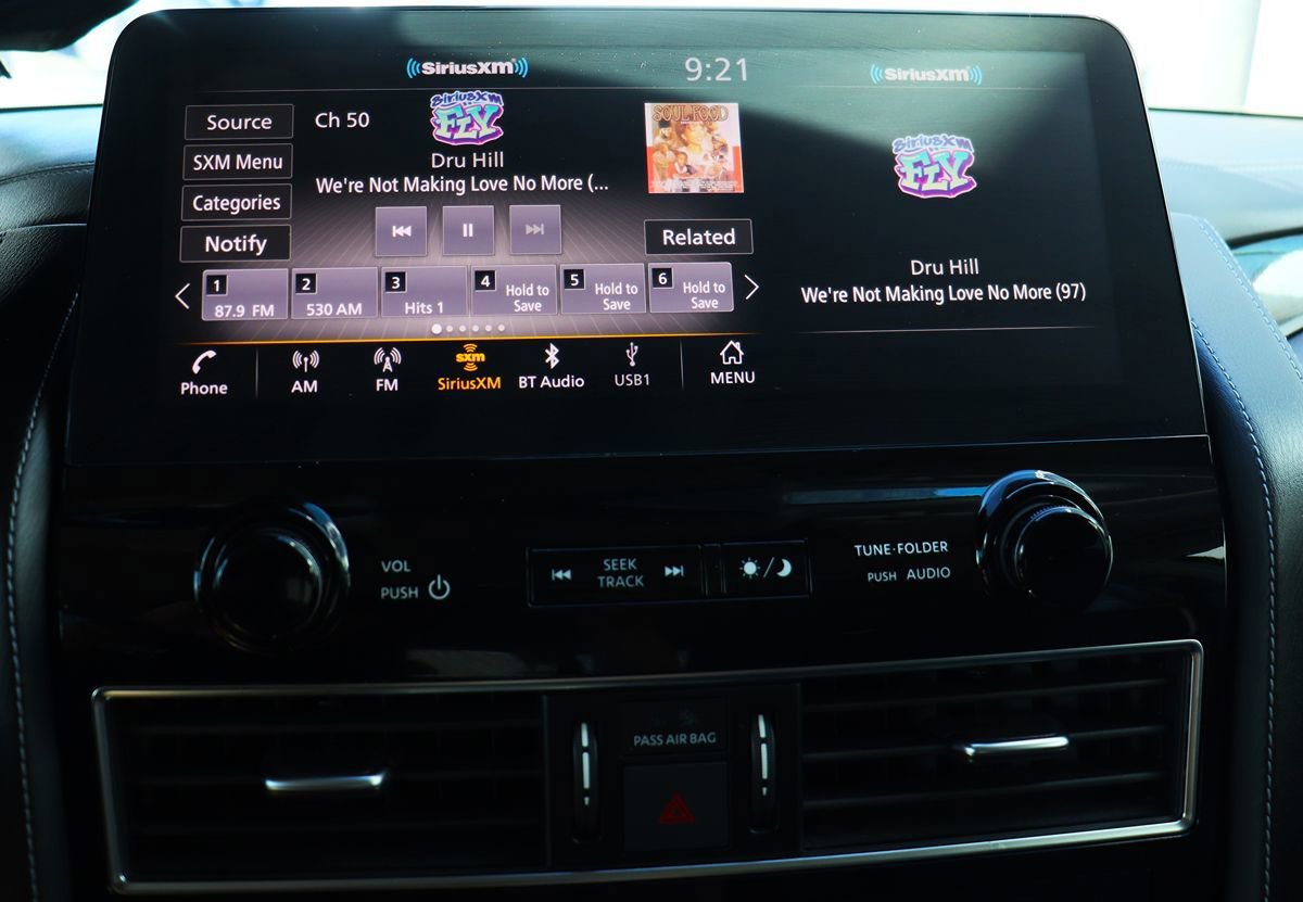 Used 2022 INFINITI QX80 Luxe w/ All-Season Package image 53