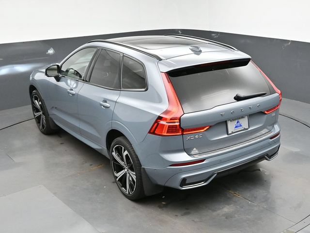 Used 2023 Volvo XC60 B5 Ultimate w/ Climate Package FWD image 21
