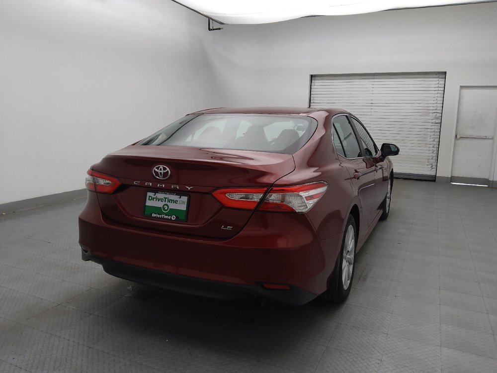 Used 2018 Toyota Camry LE FWD image 7