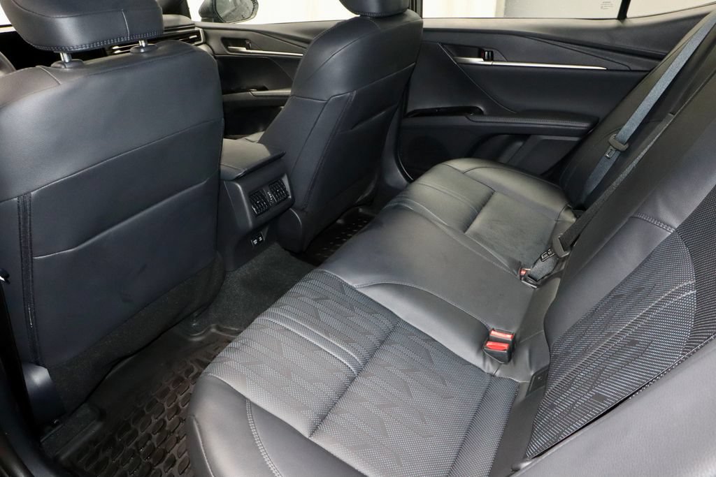 Used 2025 Toyota Camry XSE AWD/4WD image 20