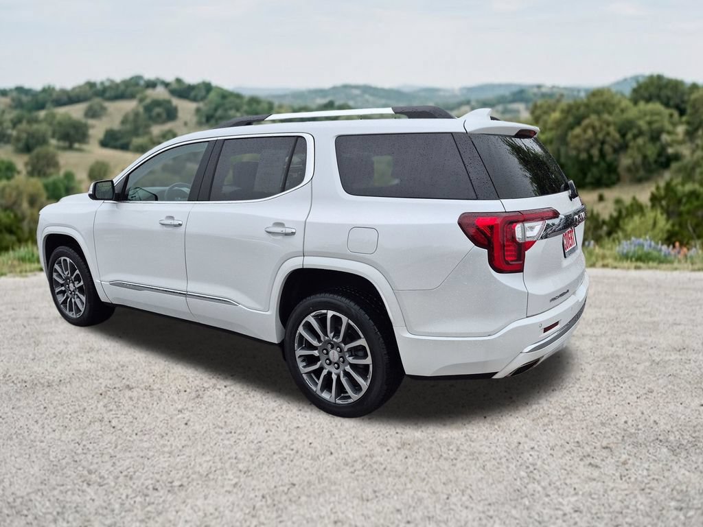 Used 2022 GMC Acadia Denali w/ Denali Ultimate Package FWD image 8