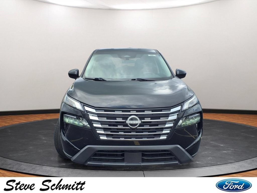 Used 2024 Nissan Rogue SV FWD image 28