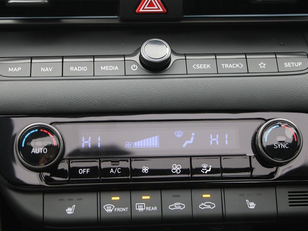 Certified 2025 Hyundai Elantra N Line image 28