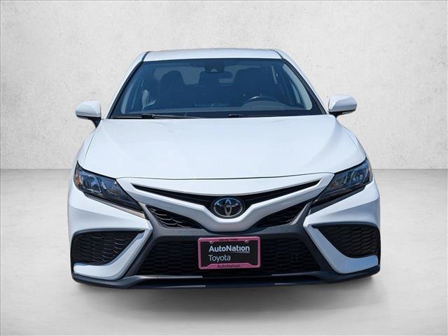 Used 2023 Toyota Camry SE FWD image 2