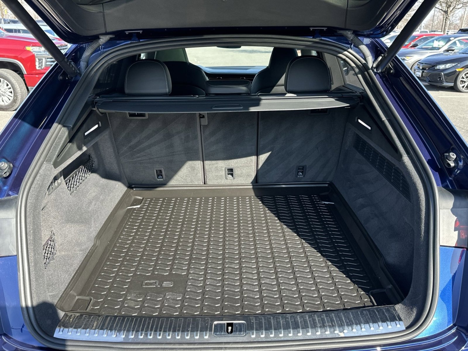 Used 2022 Audi SQ8 Prestige w/ Prestige Package image 37